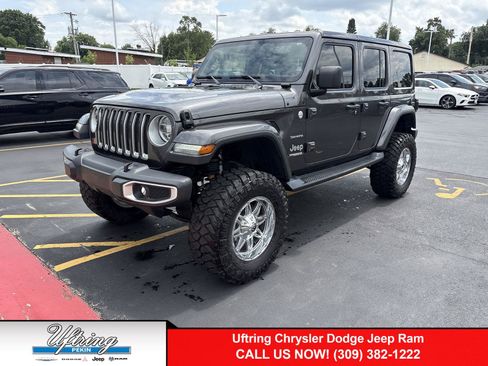 Used 2019 Jeep Wrangler Unlimited Sahara w/ LED Lighting Group AWD/4WD image 1