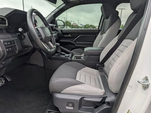 Used 2025 Toyota Tacoma TRD Sport RWD image 26