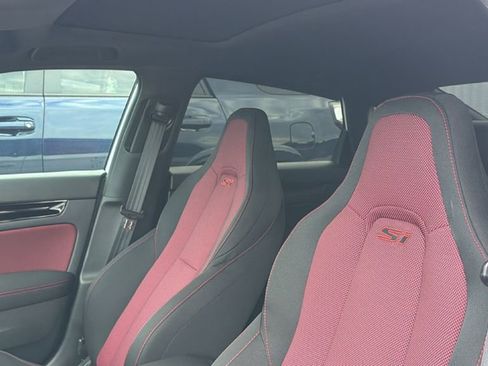 Used 2025 Honda Civic Si image 9