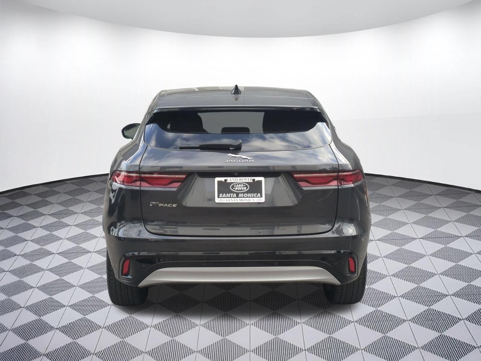 Used 2023 Jaguar F-PACE S AWD/4WD image 4