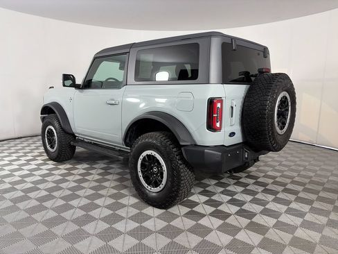 Used 2021 Ford Bronco Outer Banks w/ Sasquatch Package AWD/4WD image 5