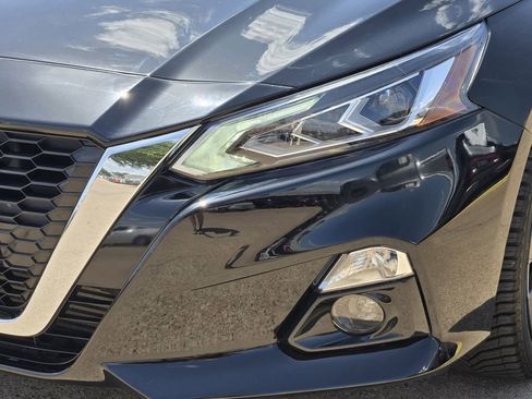 Used 2019 Nissan Altima 2.0 Edition One image 7