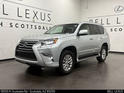 Used 2017 Lexus GX 460 Premium w/ Premium Package AWD/4WD image 9