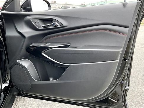 New 2026 Chevrolet Trax RS w/ Sunroof Package FWD image 27