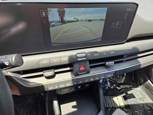 New 2026 Kia K4 FWD image 10