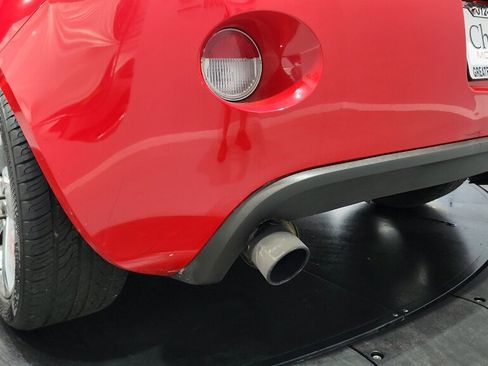 Used 2008 Pontiac Solstice GXP w/ Premium Package RWD image 24