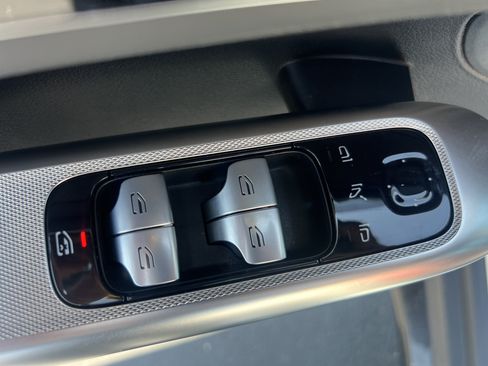 Certified 2025 Mercedes-Benz GLC 43 AMG 4MATIC image 15