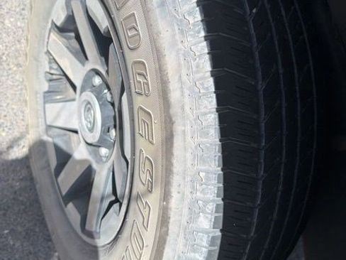 Used 2023 Toyota 4Runner TRD Off-Road Premium w/ Off Road Premium Plus Package AWD/4WD image 10