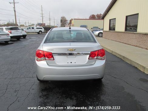 Used 2012 Chevrolet Cruze LS w/ Connectivity Package image 5