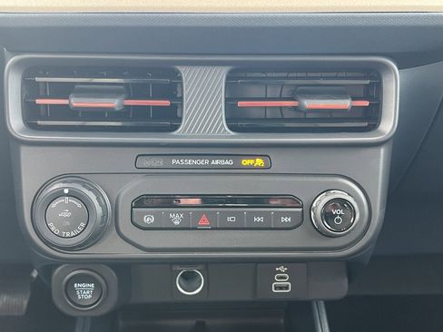 New 2026 Ford Maverick Lariat w/ 4K Tow Package AWD/4WD image 25