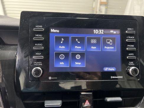 Used 2024 Toyota Camry SE image 31