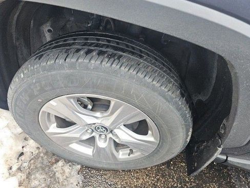Used 2023 Toyota RAV4 XLE w/ Convenience Package image 11