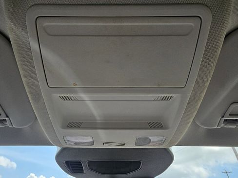 Used 2021 Ford Escape SE image 39