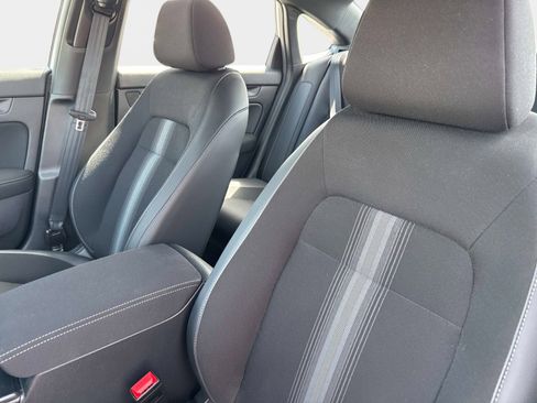 Used 2024 Honda Civic Sport image 19