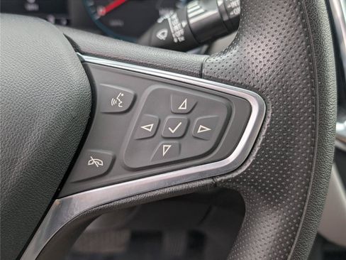 Used 2022 Chevrolet Equinox LS AWD/4WD image 22