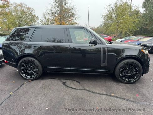Used 2025 Land Rover Range Rover Long Wheelbase Autobiography AWD/4WD image 3