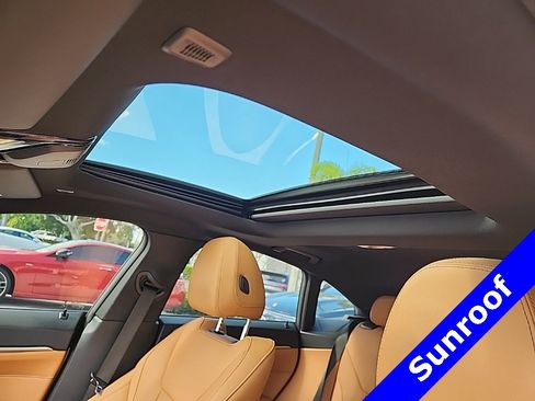 Used 2023 BMW i4 eDrive40 w/ Parking Assistance Package image 5