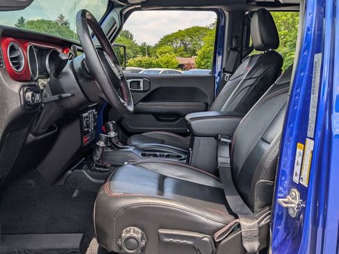 Used 2019 Jeep Wrangler Unlimited Rubicon AWD/4WD image 12