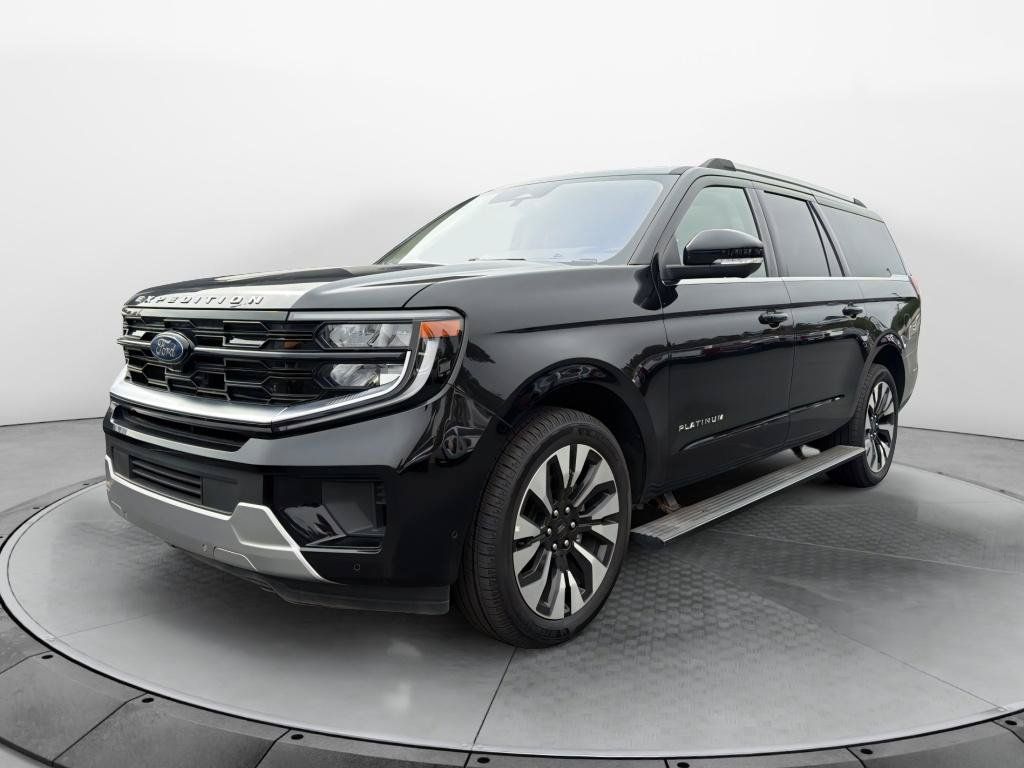 Used 2025 Ford Expedition Max Platinum w/ Driver's Package AWD/4WD image 1