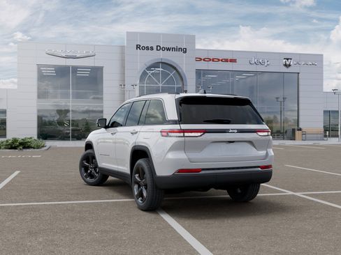 New 2026 Jeep Grand Cherokee Limited RWD image 3