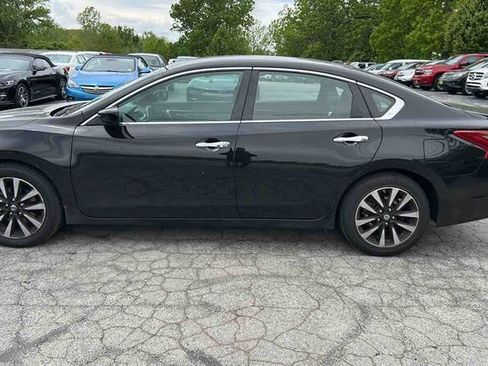 Used 2018 Nissan Altima 2.5 SV FWD image 5