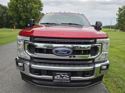 Used 2021 Ford F250 XLT w/ XLT Value Package AWD/4WD image 3