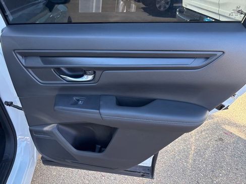 Certified 2024 Honda CR-V EX image 17