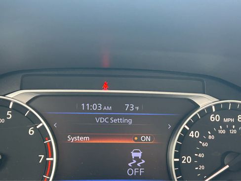 Used 2024 Nissan Altima 2.5 SV FWD image 28