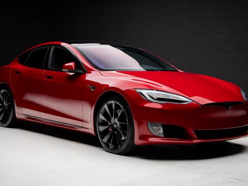 Used 2021 Tesla Model S Performance image 79