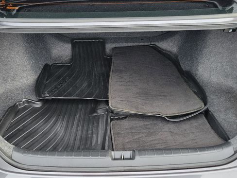 Used 2018 Honda Accord LX image 28