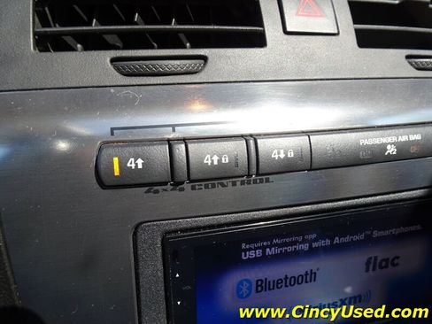 Used 2009 HUMMER H3T Alpha AWD/4WD image 20