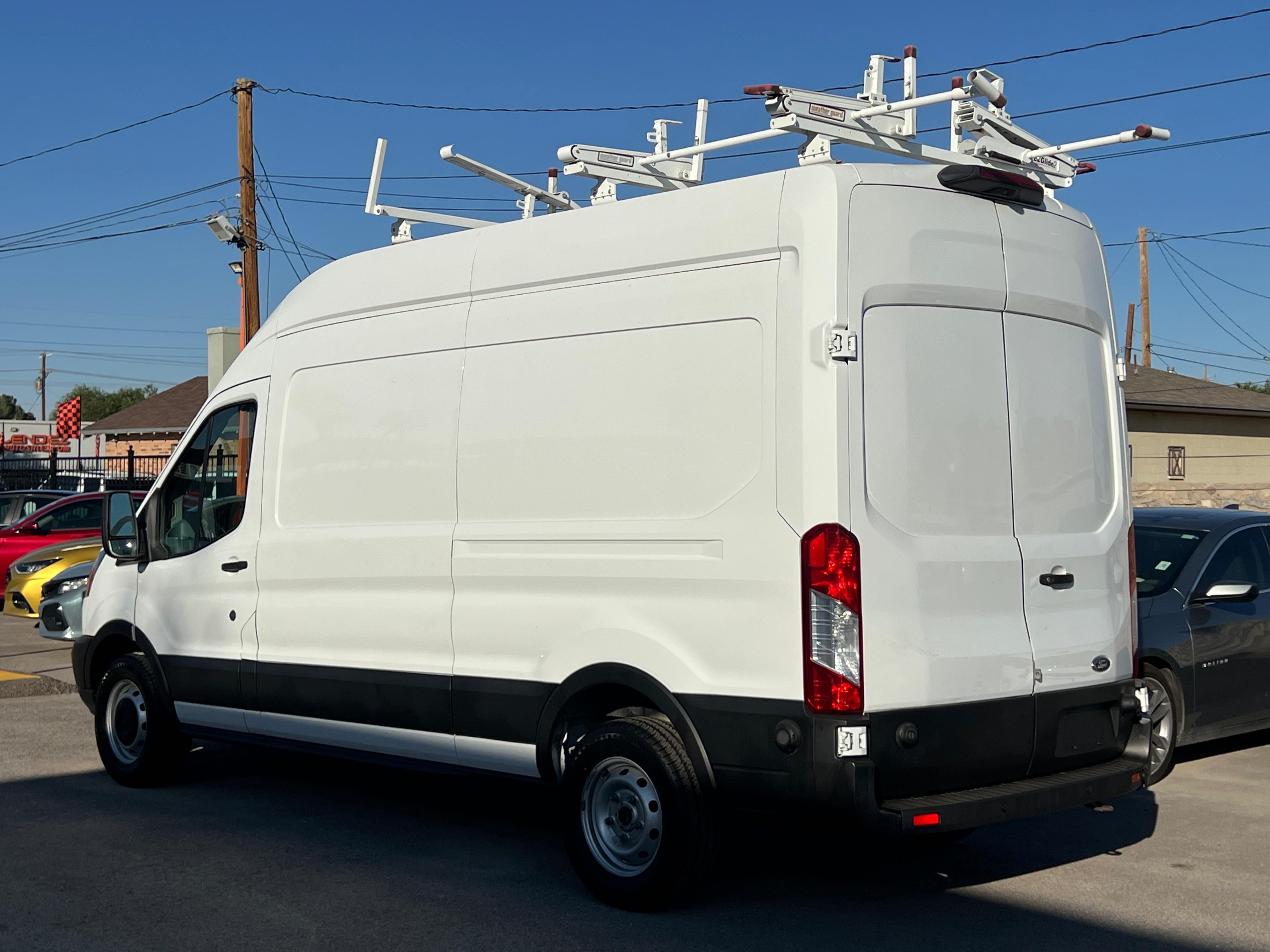 Used 2019 Ford Transit 250 148 High Roof RWD image 3
