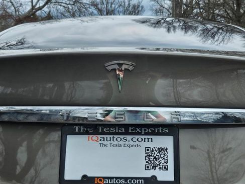 Used 2016 Tesla Model S 90D image 23