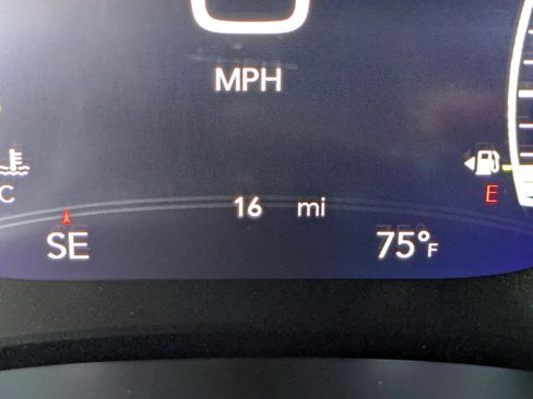 New 2026 Chrysler Pacifica Select image 39