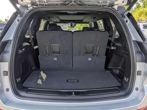 New 2025 Jeep Grand Cherokee L Limited w/ Black Appearance Package image 29