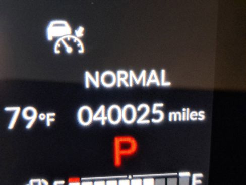 Used 2023 Honda CR-V EX image 24