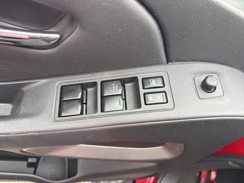 Used 2022 Nissan Frontier SV w/ Technology Package image 17