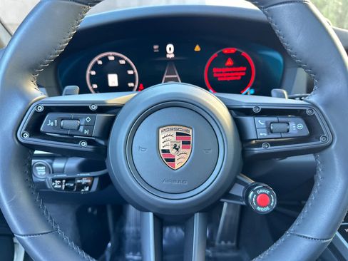Used 2025 Porsche 911 Carrera image 22