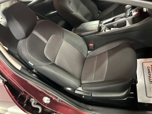 Used 2025 Nissan Sentra SV FWD image 22