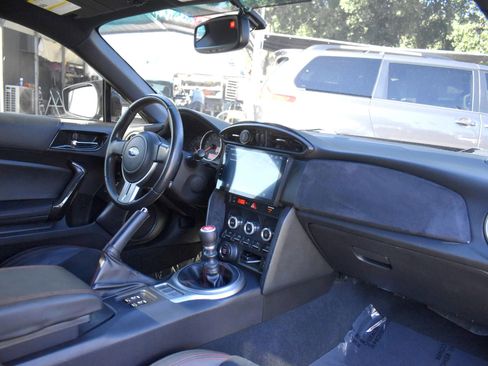 Used 2014 Subaru BRZ Limited w/ Popular Package #2A image 27