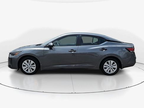 Used 2025 Nissan Sentra S FWD image 10