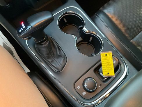 Used 2020 Dodge Durango R/T w/ Blacktop Package image 12