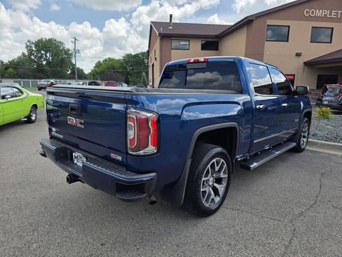Used 2016 GMC Sierra 1500 SLT w/ All-Terrain Package AWD/4WD image 9