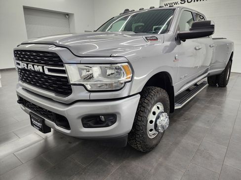 Used 2022 RAM 3500 Big Horn w/ Level B Equipment Group image 7