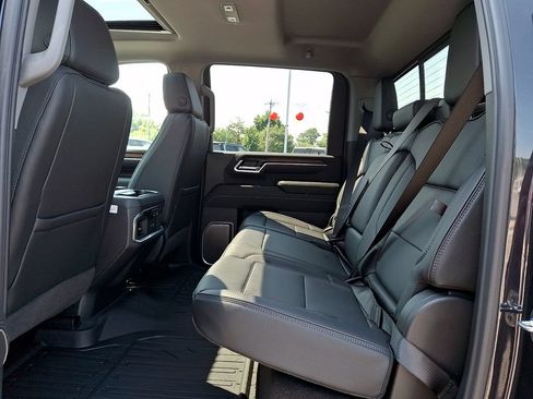 New 2026 GMC Sierra 2500 Denali w/ Denali Reserve Package AWD/4WD image 6