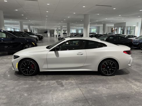 New 2026 BMW M440i Coupe w/ Premium Package RWD image 4