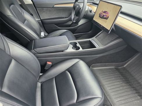 Used 2022 Tesla Model 3 Long Range image 18