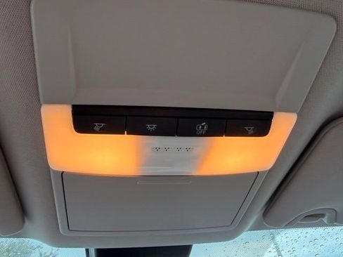 Used 2025 Nissan Altima 2.5 SV FWD image 29