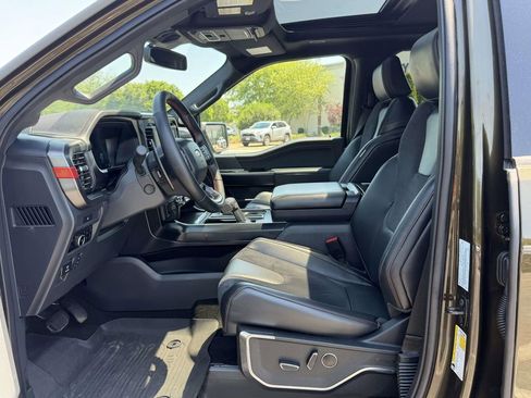 Used 2025 Ford F150 Raptor AWD/4WD image 16