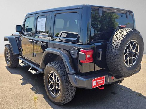 Used 2026 Jeep Wrangler Unlimited Rubicon AWD/4WD image 6
